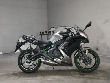 Kawasaki Ninja400