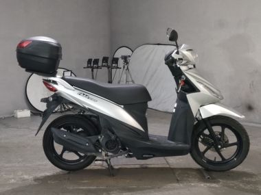 Suzuki Address V110