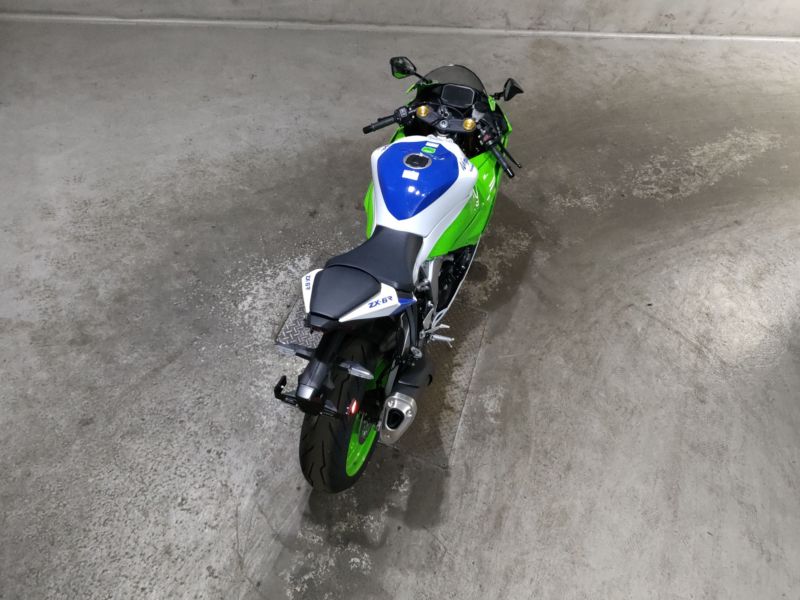 Миниатюра 6