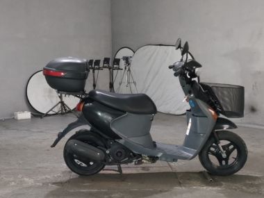 Suzuki Let's4