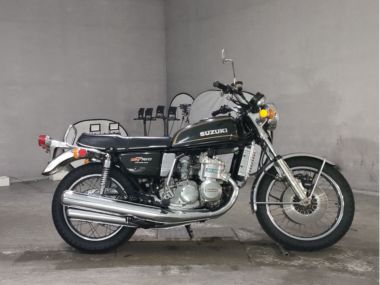 Suzuki GT750