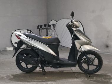 Suzuki Address V110
