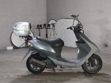 Suzuki Let's2