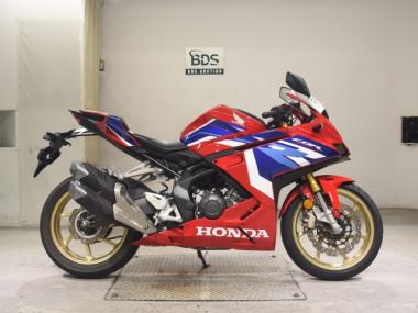 Honda CBR250RR A