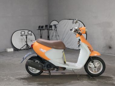 Suzuki Let's4