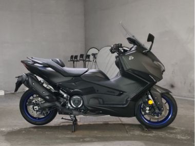 Yamaha T-MAX560