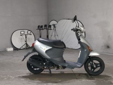Suzuki Let's4