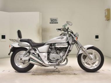 Honda Magna 250