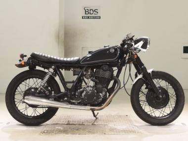 Yamaha SR400