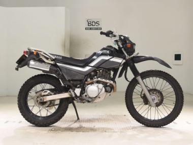 Yamaha Serow 225