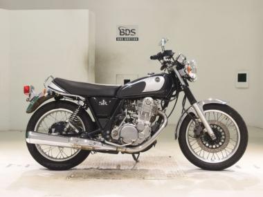 Yamaha SR400