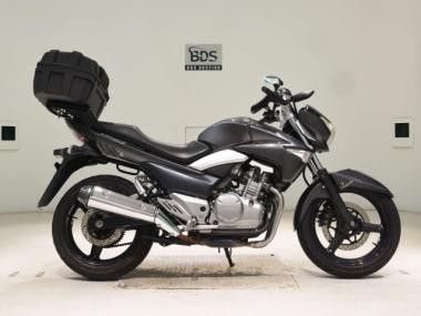 Suzuki GSR250