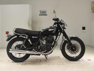 Yamaha SR400