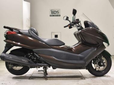 Yamaha Majesty