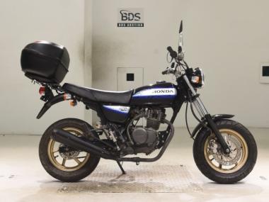 Honda APE100