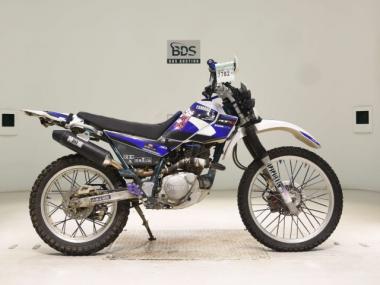 Yamaha Serow 225