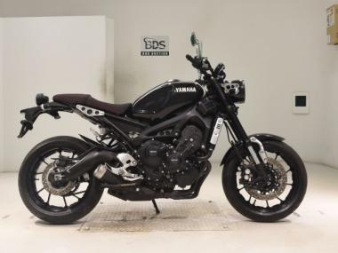 Yamaha XSR900