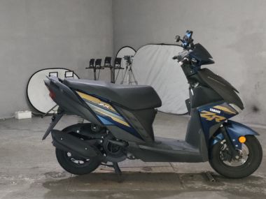 Yamaha Cygnus Ray Zr