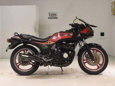 Kawasaki GPZ400