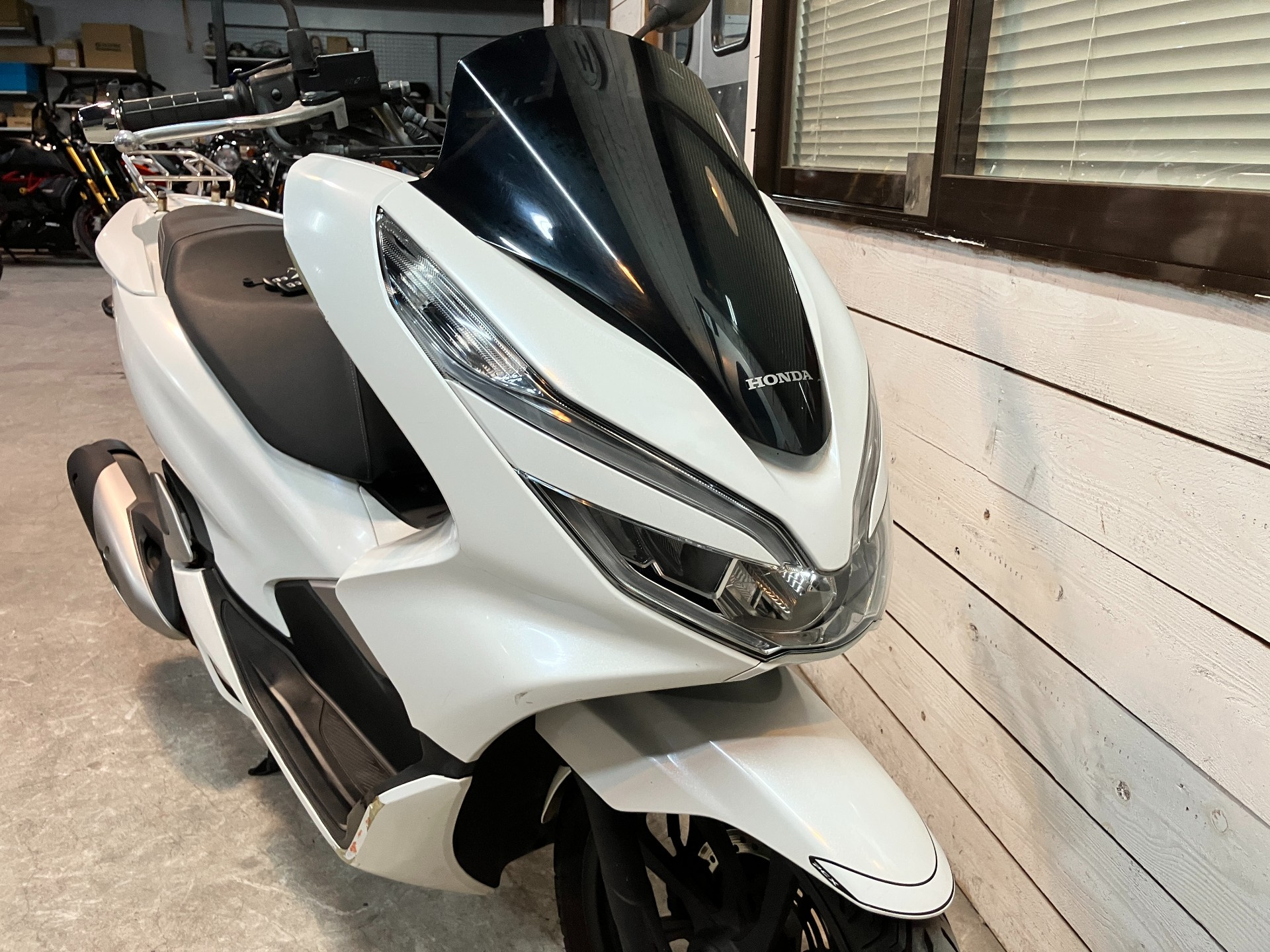 Миниатюра 18