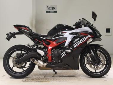 Kawasaki ZX25R