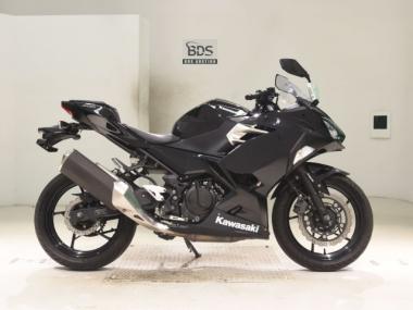 Kawasaki Ninja400