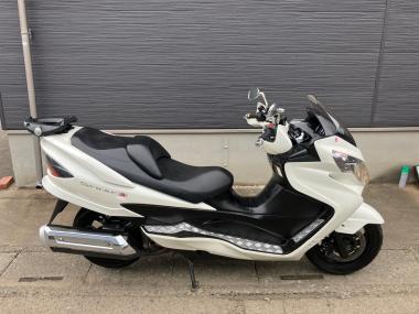Suzuki Skywave 250s