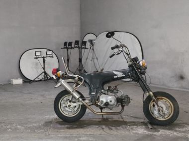 Honda DAX50