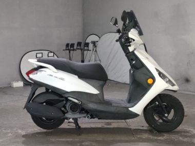 Yamaha Axis Z