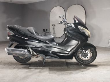 Suzuki Skywave 250s