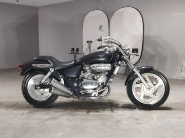 Honda Magna 250