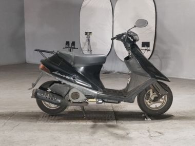 Suzuki Address V100