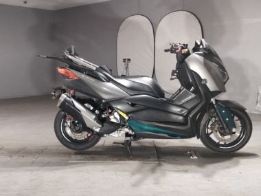 Yamaha X-MAX250