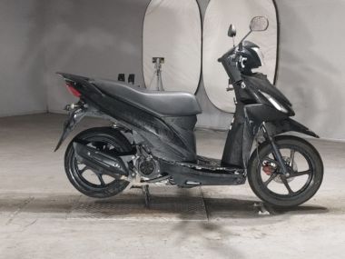 Suzuki Address V110