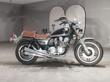 Honda CB750 Custom