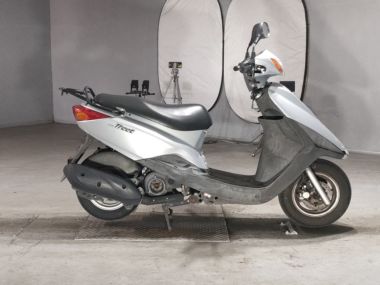 Yamaha Axis Treet