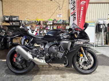 Yamaha Yzf-R1