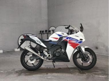Honda CBR125R