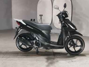 Suzuki Address V110