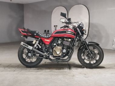 Kawasaki ZRX400