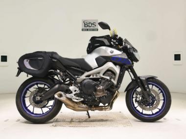 Yamaha Mt-09