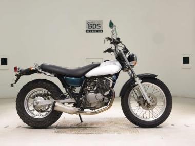Suzuki Van Van 200