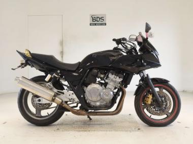 Honda CB400SFV Boldor