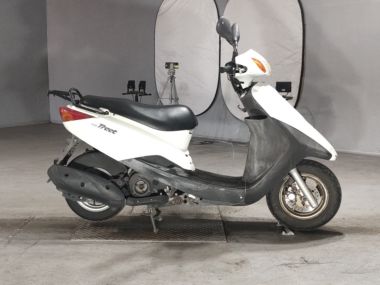 Yamaha Axis Treet