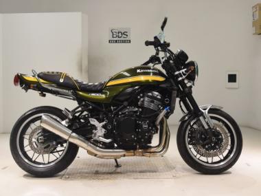Kawasaki Z900RS
