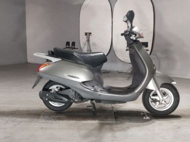Honda Lead 100