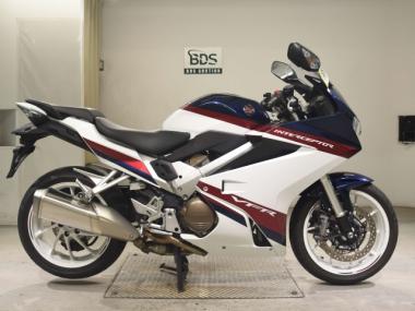 Honda VFR800F