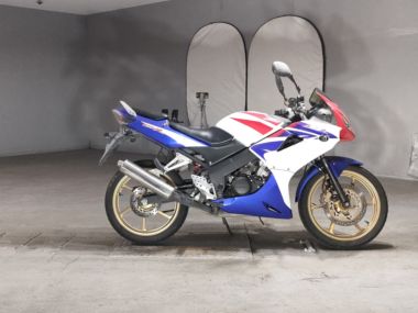 Honda CB125R