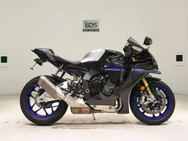 Yamaha Yzf-R1M
