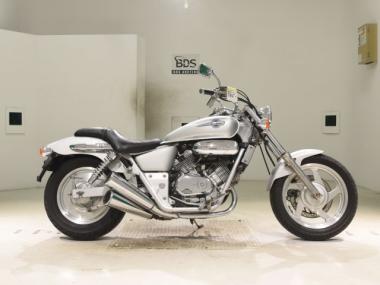 Honda Magna 250